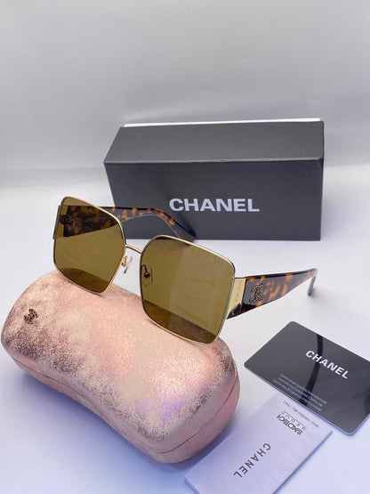 Solaires: CHANEL